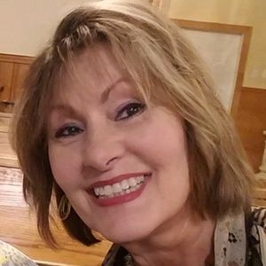 Meet your Posher, Linda